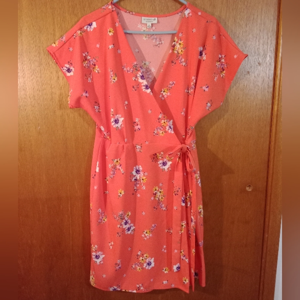 Studio B by Bobeau short sleeve orange wrap around dress with floral print